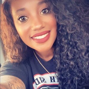 Meet your Posher, Toni